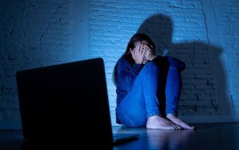 Cyberbullying terhadap ODHIV di Media Sosial: Mengatasi Stigma di Era Teknologi