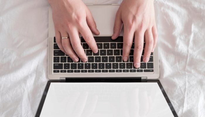 Pornografi dan Penyebaran Misinformasi tentang Seks: Apa yang Harus Diwaspadai Remaja?